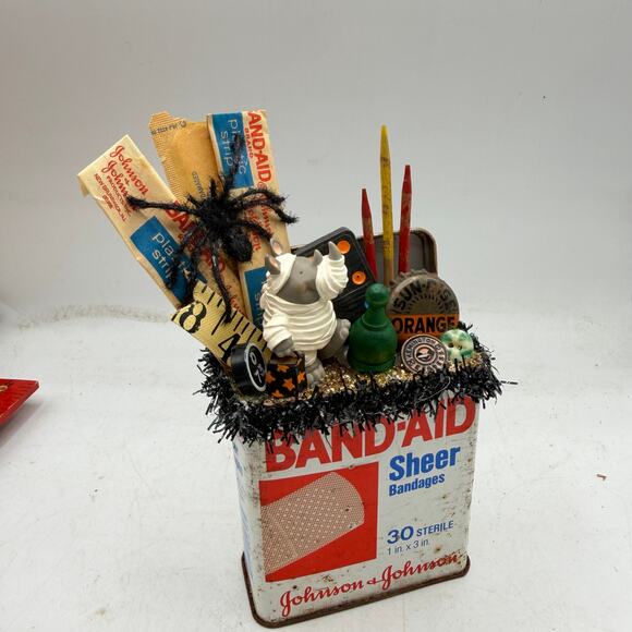 Halloween Decor Assemblage - Mummy in Bandage Tin - Picture 2 of 11